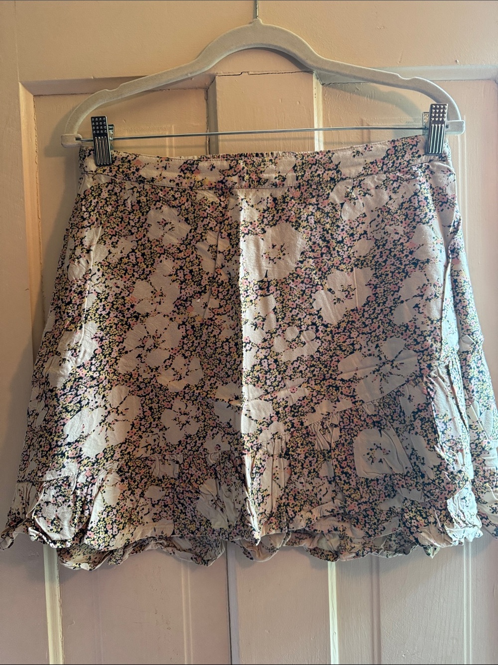 Roxy Floral Print Elastic Waist Skirt in Pink and Cream